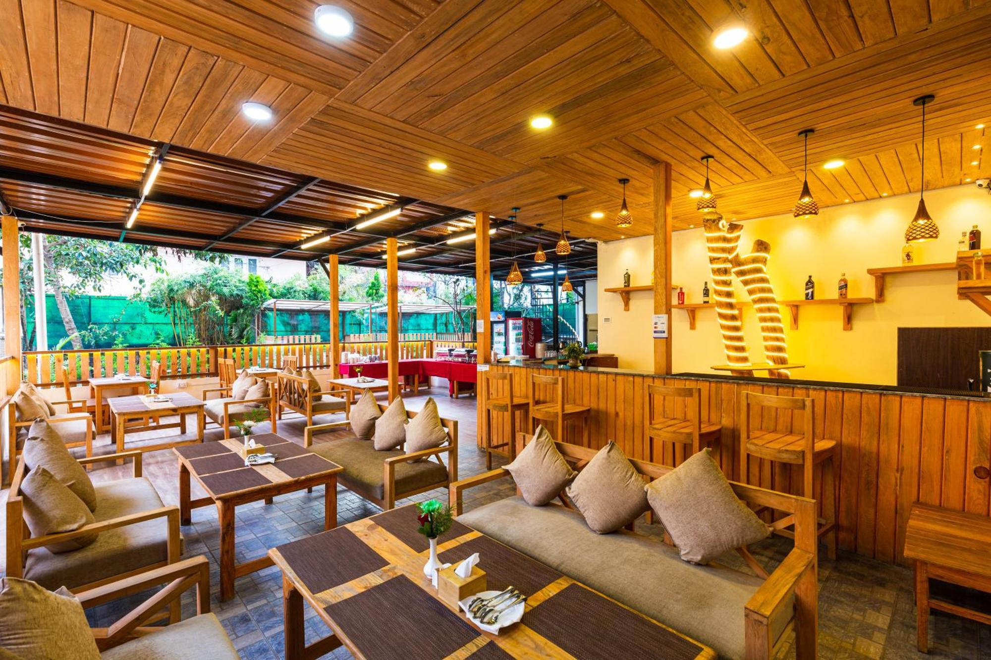 Hotel Harmony & Little Bites Bistro Jawlakhel Экстерьер фото