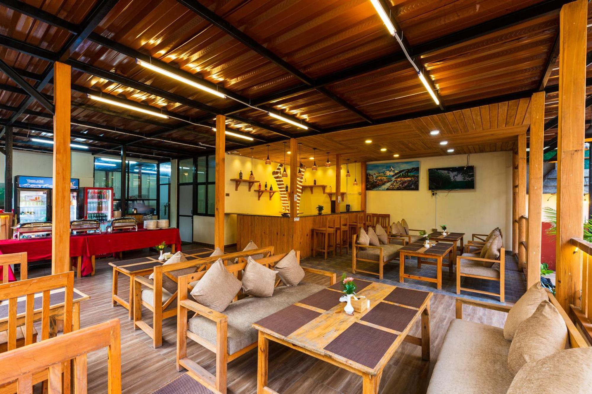 Hotel Harmony & Little Bites Bistro Jawlakhel Экстерьер фото